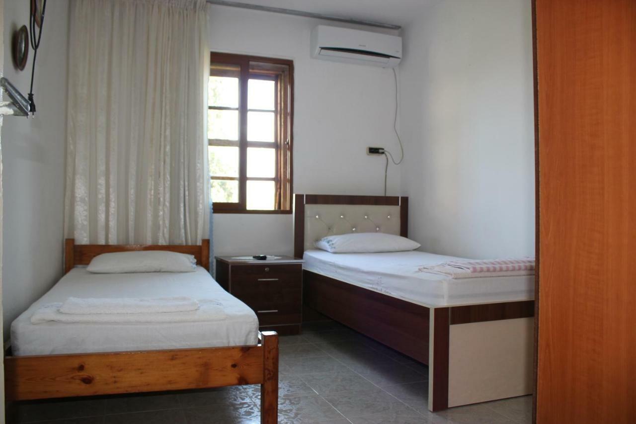 Guest House Toli Inside Berat Castle Exterior photo